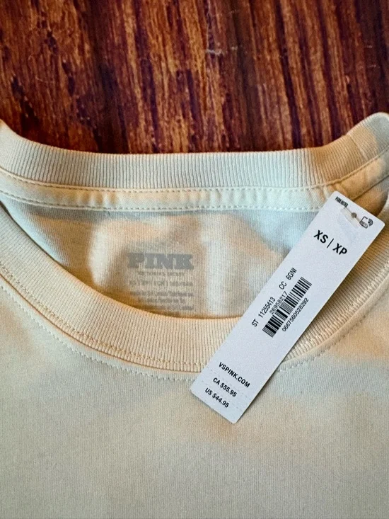 VS PINK Campus Tee Extra Small Oversized Victoria’s Secret Cream Dog Logo MWT - Picture 5 of 16